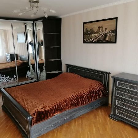 Тихая Квартира В Центре Ковеля โคเวล ภายนอก รูปภาพ
